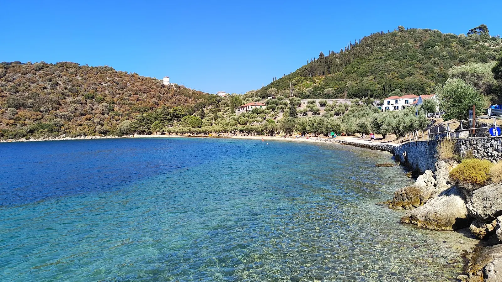 Golf în Ionice